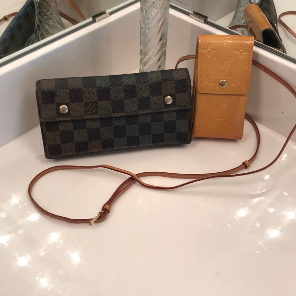 💯 % Authentic Louis Vuitton Items: collectible
